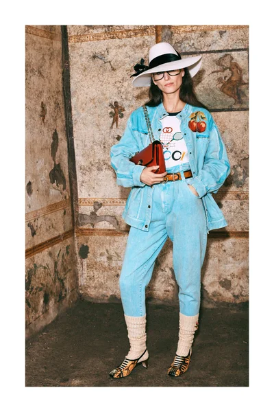 Look 65